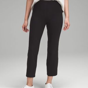 Lululemon trouser pants. Size 6. Lightly worn. Great condition.